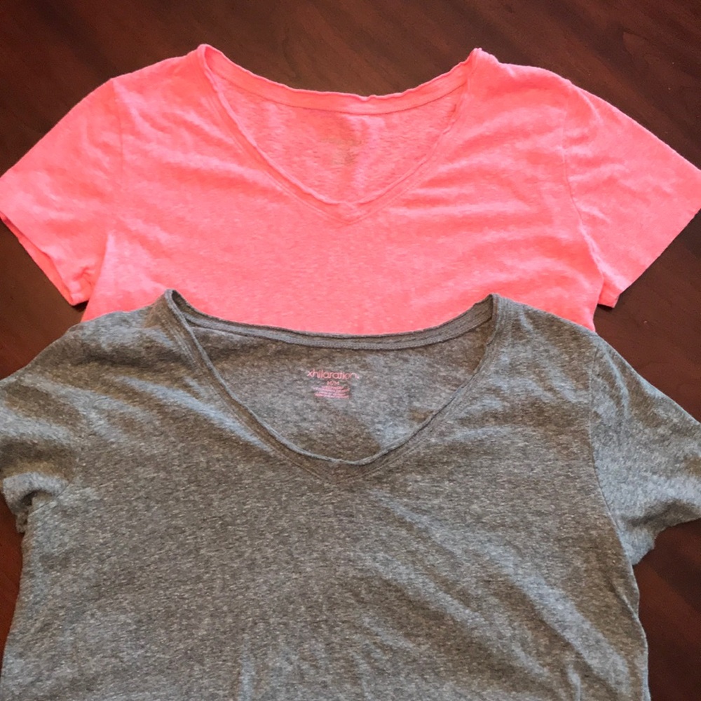 🌟V-neck Soft T-shirt’s- Set of 2🌟